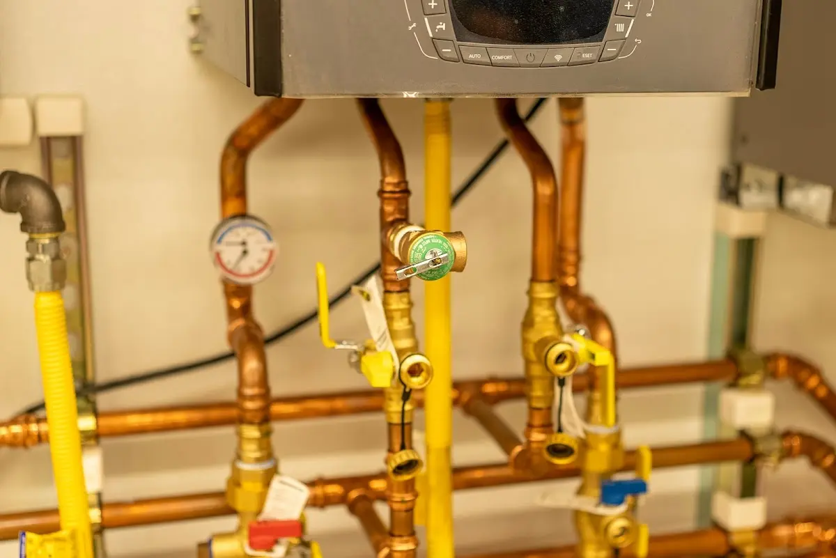 Licensed technician providing Sewer Cleanout for a homeowner in Russellville